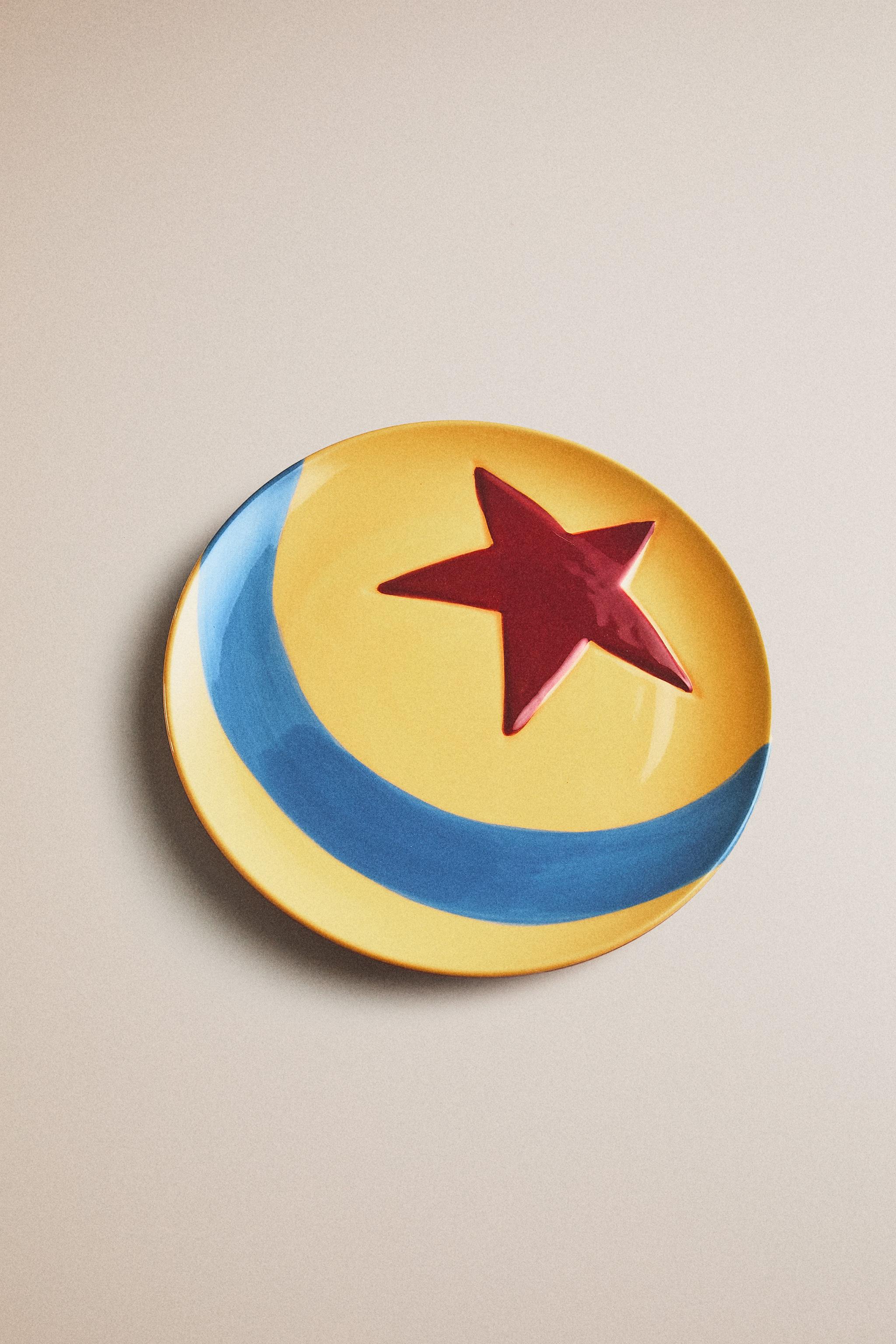 KIDS' MONSTERS, INC. ©DISNEY/PIXAR PIXAR BALL STONEWARE PLATE